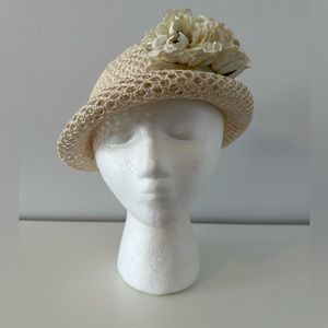 VTG 60s Flowers detail woven hat